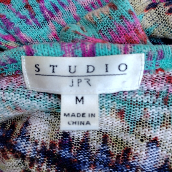 Colorful Patterned Tunic - Picture 7 of 7